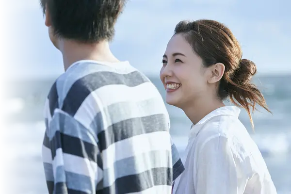 デートする男女