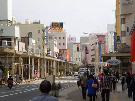 青森市新町通り