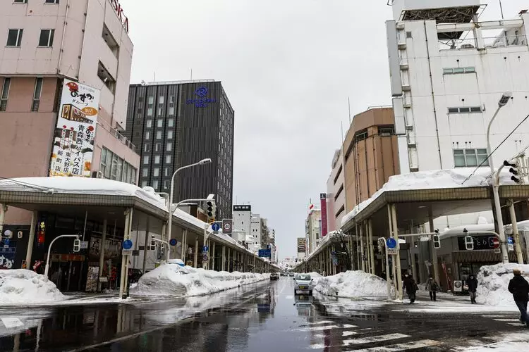 青森市新町通り