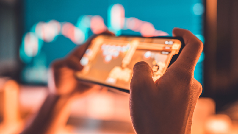 ソーシャルゲームをする人