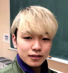 とりあえず金髪にする