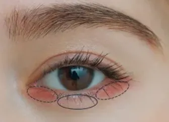 赤系のシャドウ 下まぶた