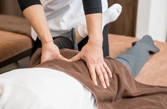 整体で姿勢を矯正