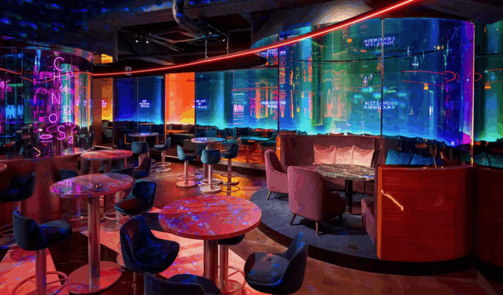 オリエンタルラウンジ