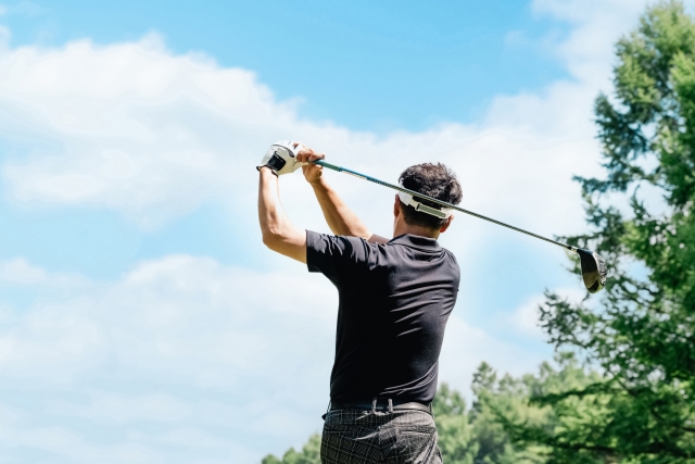 モテる40代男性に共通する「大人の魅力」の正体